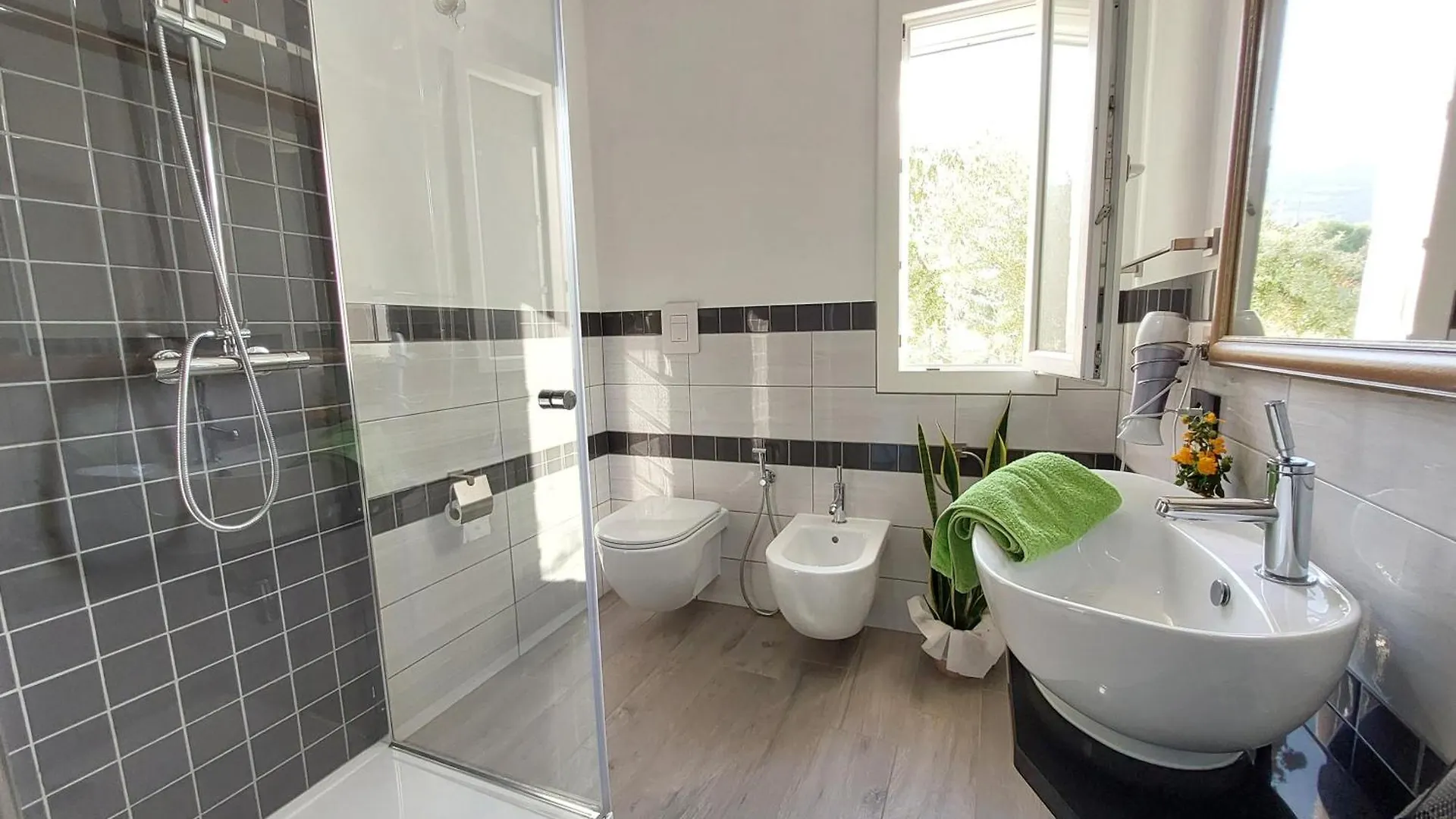 Сasa de vacaciones Villa Dammar Tertenìa